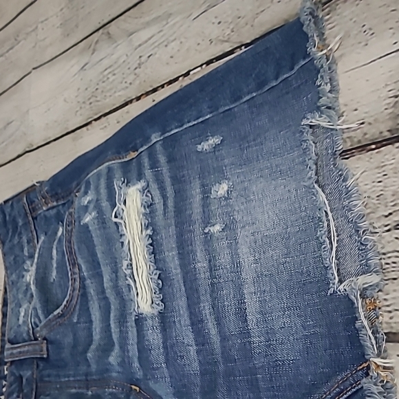 American Eagle Hi-Rise Festival Mini Jean Skirt Distressed - Picture 3 of 9